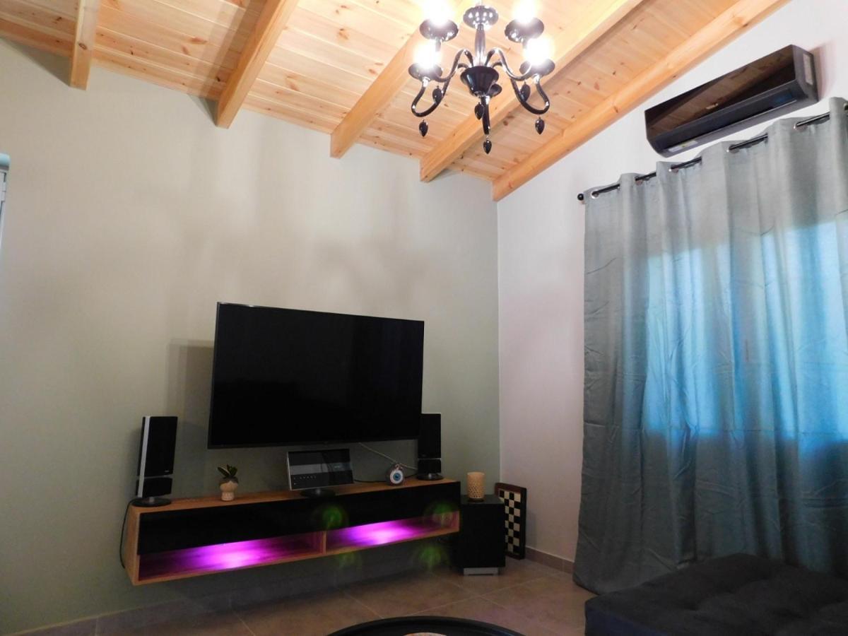 M & M House Βίλα Αγιά Εξωτερικό φωτογραφία